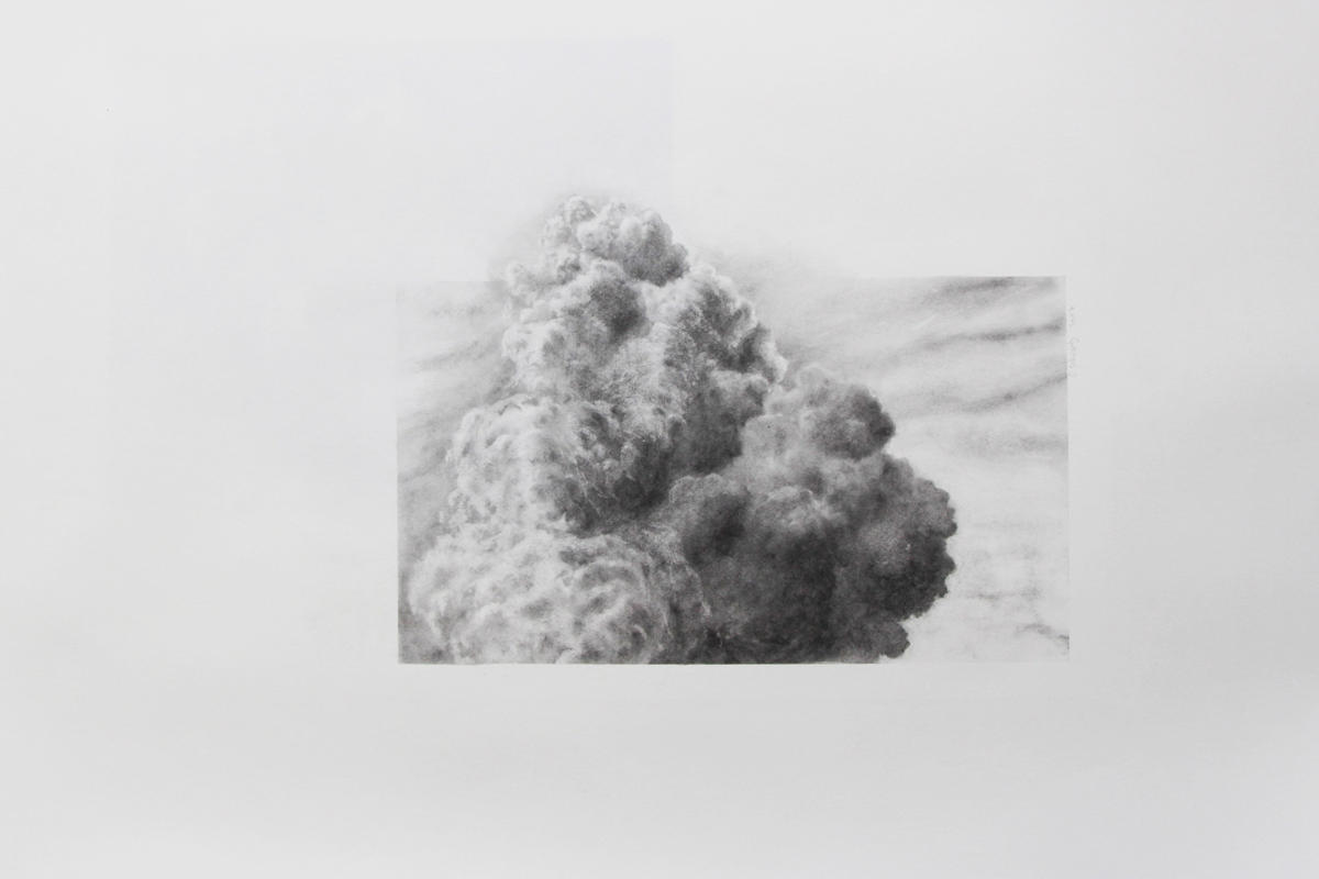 Nuage, dessin au fusain
